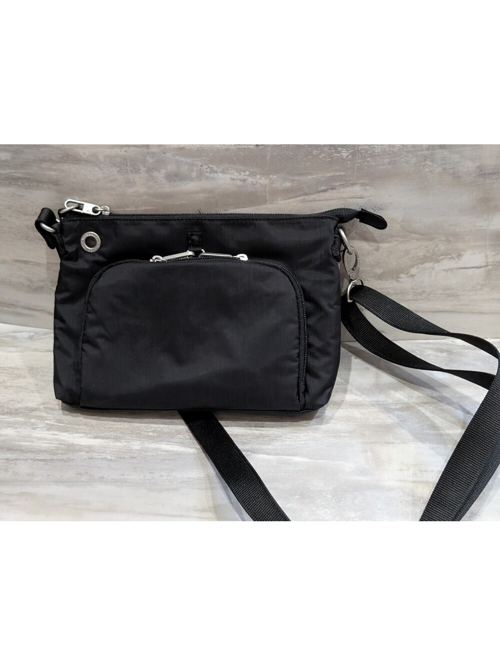 baggallini Black Crossbody Bag with RFID Protection and Slash-Resistant Panels - Picture 5 of 7